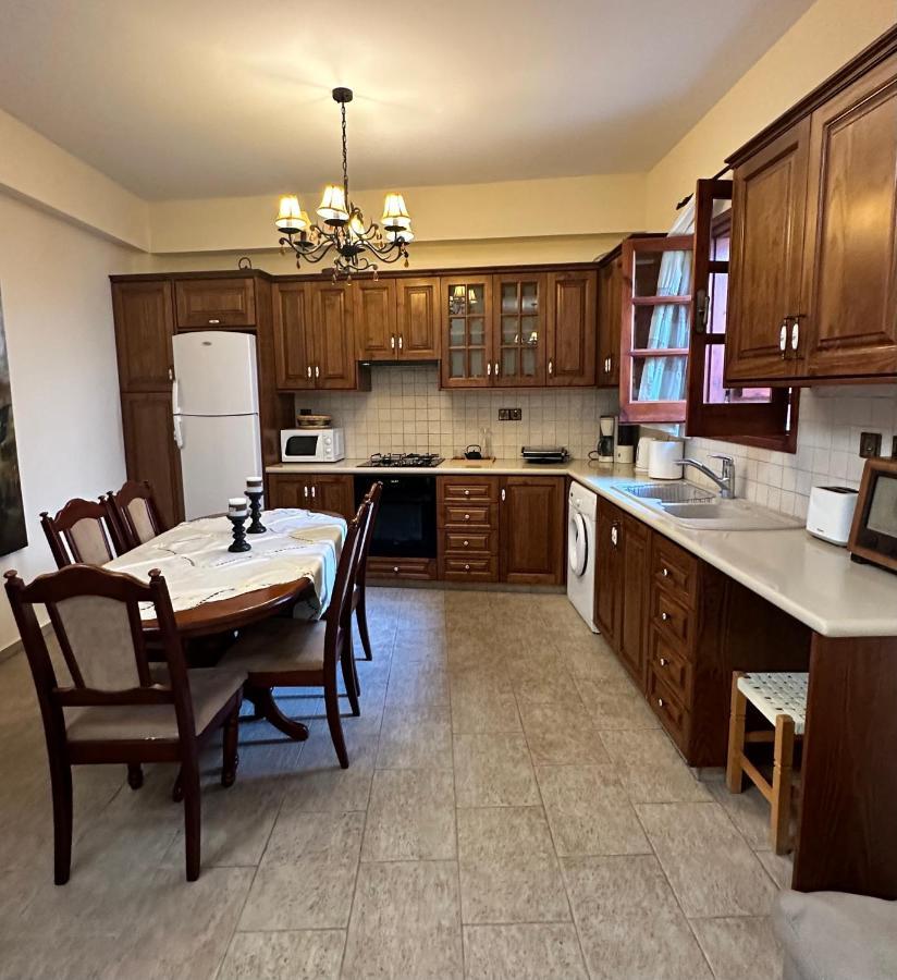 Villa Saint George Stone Costa Demetriou Kathikas Exterior foto