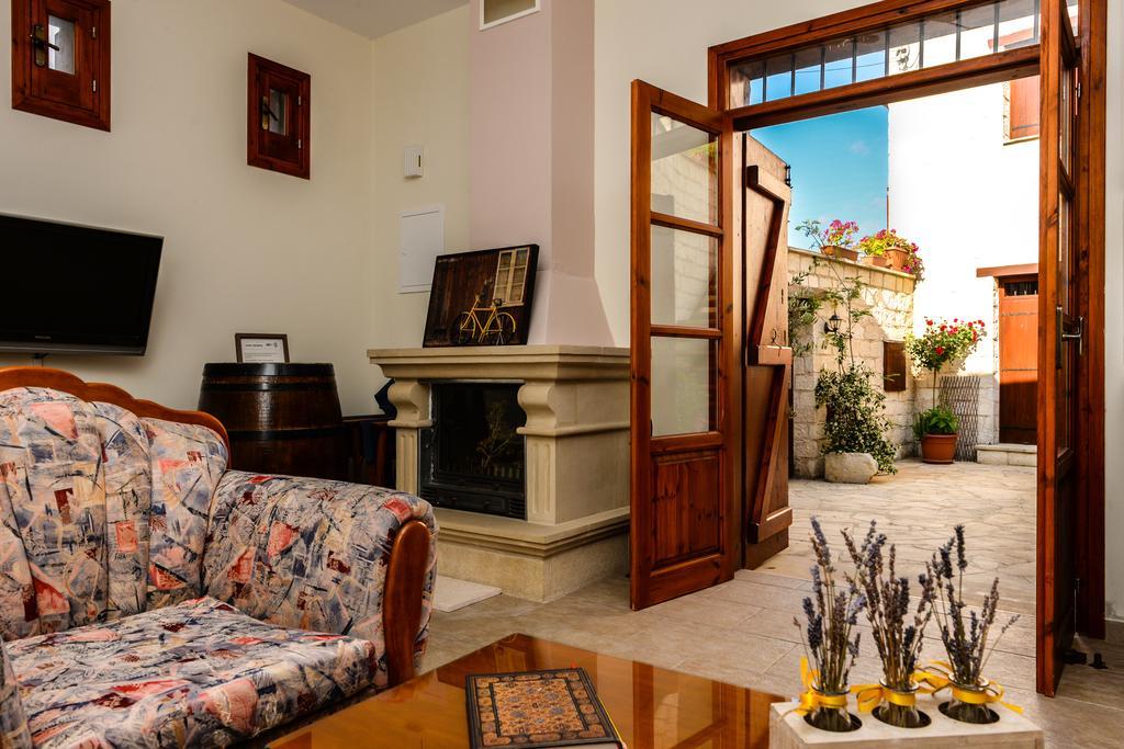 Villa Saint George Stone Costa Demetriou Kathikas Exterior foto